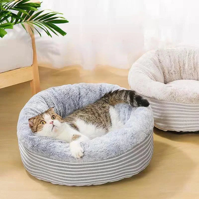 Cozy Pet Bed for Cats and Small Dogs - Soft, Warm, and Breathable Sleeping Nest-My Little Pet