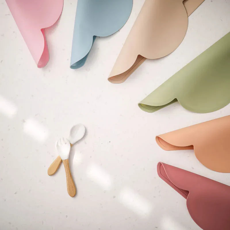 Silicone Waterproof Pet Feeding Mat with Non-Slip Base for Dogs and Cats-My Little Pet